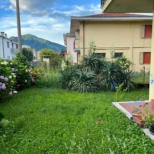 2 Step From Mountain Appartamento Schio